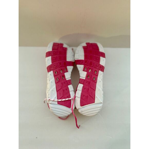 Roc Soc Water Shoes, pink/white, women's size 7, NIB - Picture 2 of 8